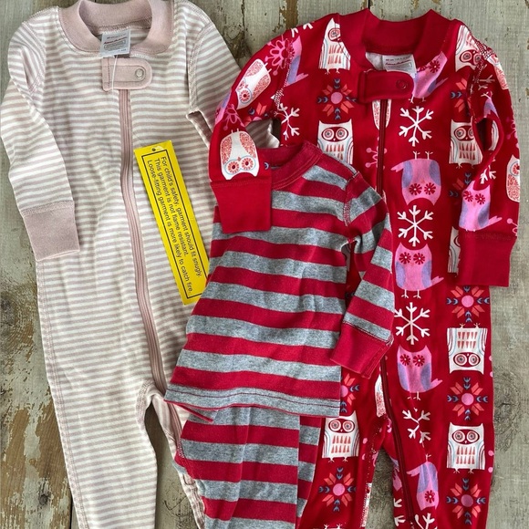 Three pairs of Hanna Andersson organic cotton pajamas 60cm (US 3-6mo) - Picture 1 of 3